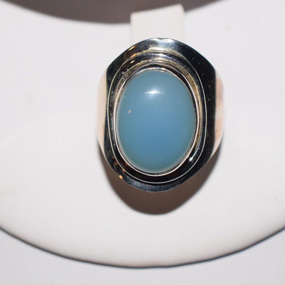 Sterling Silver Blue Chalcedony Ring Size 9